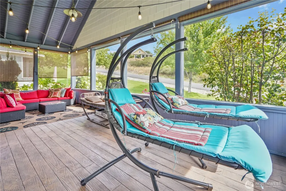 102 Firerock Lane Oroville, WA 98844