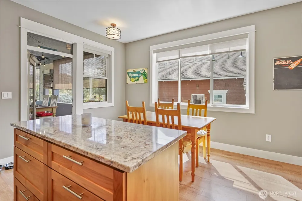 102 Firerock Lane Oroville, WA 98844