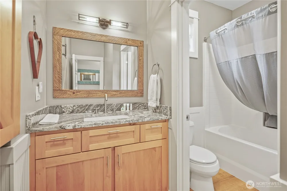 102 Firerock Lane Oroville, WA 98844