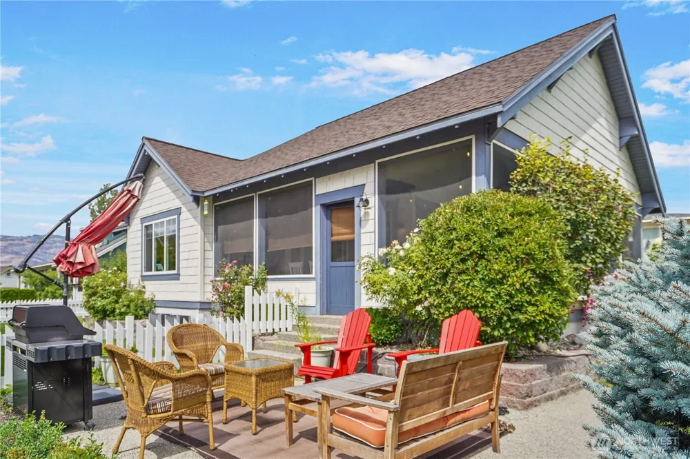 102 Firerock Lane Oroville, WA 98844