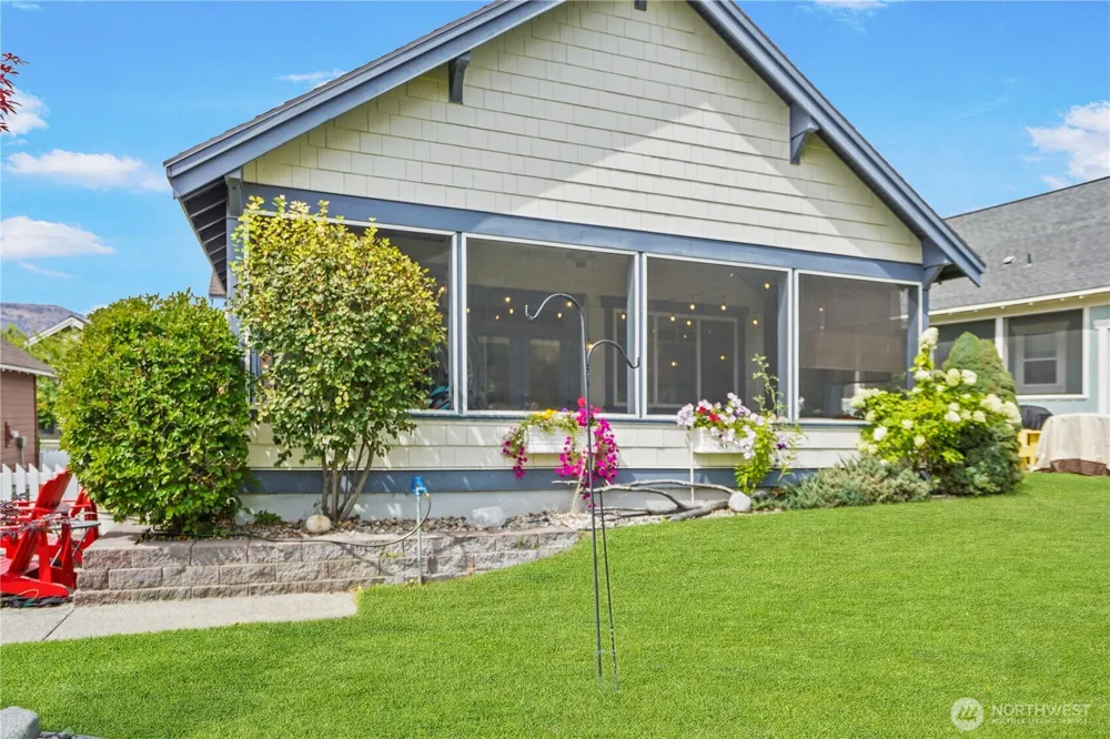 102 Firerock Lane Oroville, WA 98844