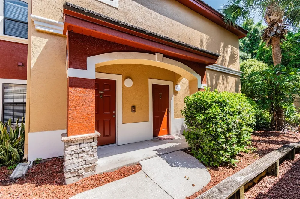 2265 PORTOFINO PLACE #21-212 Palm Harbor, FL 34683