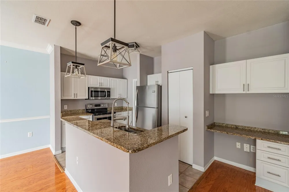 2265 PORTOFINO PLACE #21-212 Palm Harbor, FL 34683
