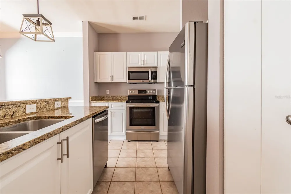 2265 PORTOFINO PLACE #21-212 Palm Harbor, FL 34683