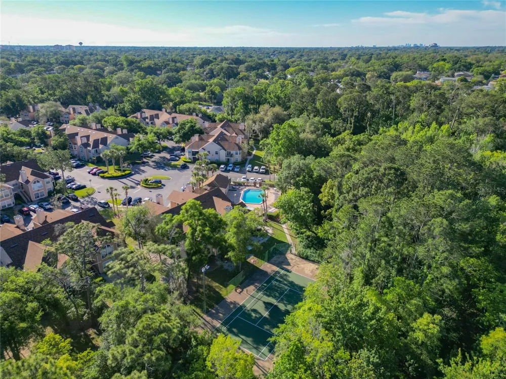 665 YOUNGSTOWN PARKWAY #262 Altamonte Springs, FL 32714