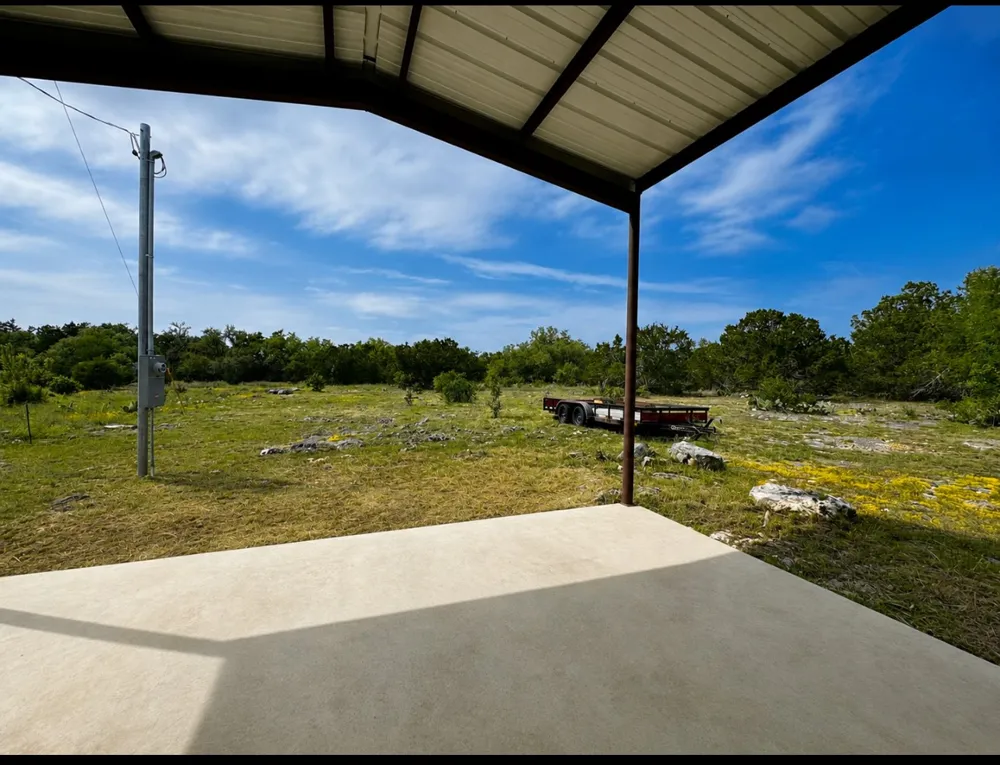 300 Live Oak Hills Court San Marcos, TX 78666