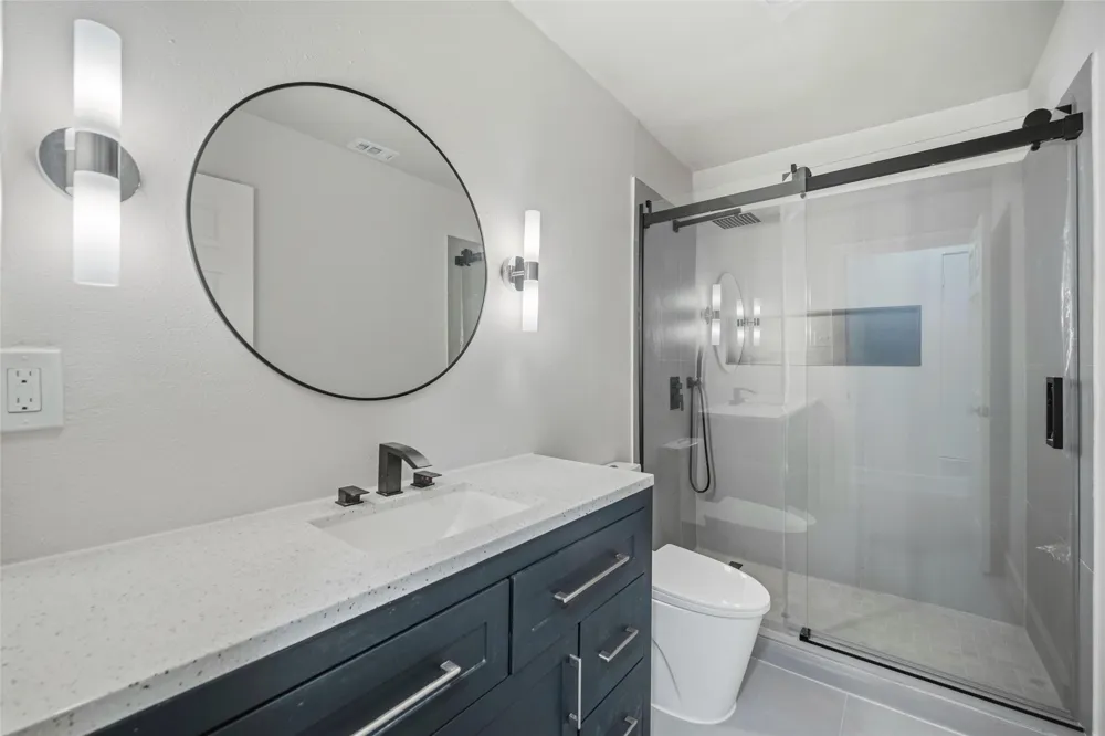 8034 Greenhollow Dallas, TX 75240