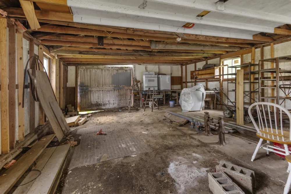 219 Water Street Jonesville, MI 49250