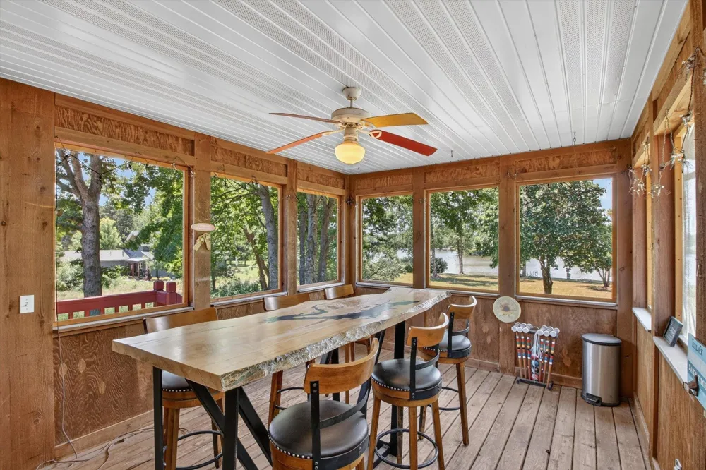 1132 Clubhouse Drive Broomfield Township, MI 48893