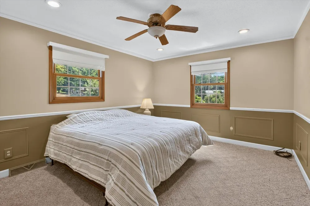 1132 Clubhouse Drive Broomfield Township, MI 48893
