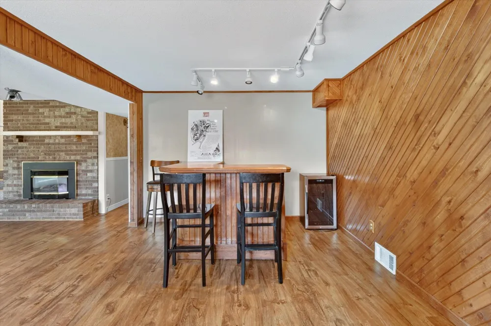 1132 Clubhouse Drive Broomfield Township, MI 48893