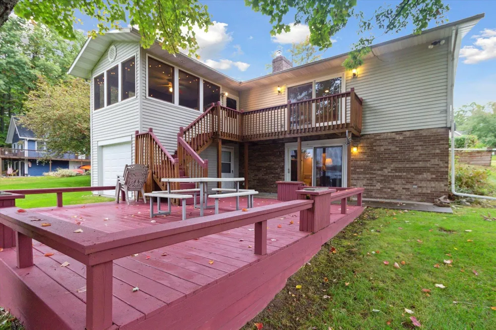 1132 Clubhouse Drive Broomfield Township, MI 48893