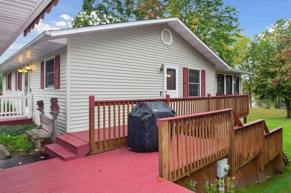 1132 Clubhouse Drive Broomfield Township, MI 48893