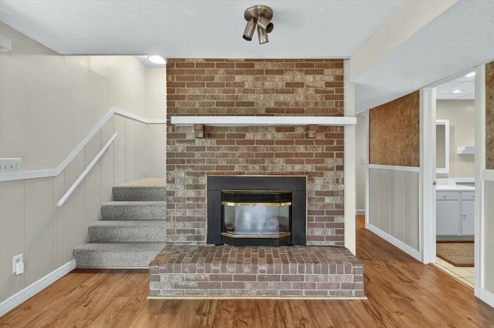 1132 Clubhouse Drive Broomfield Township, MI 48893