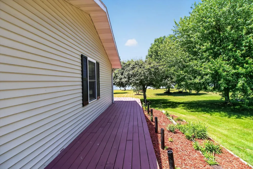 1132 Clubhouse Drive Broomfield Township, MI 48893