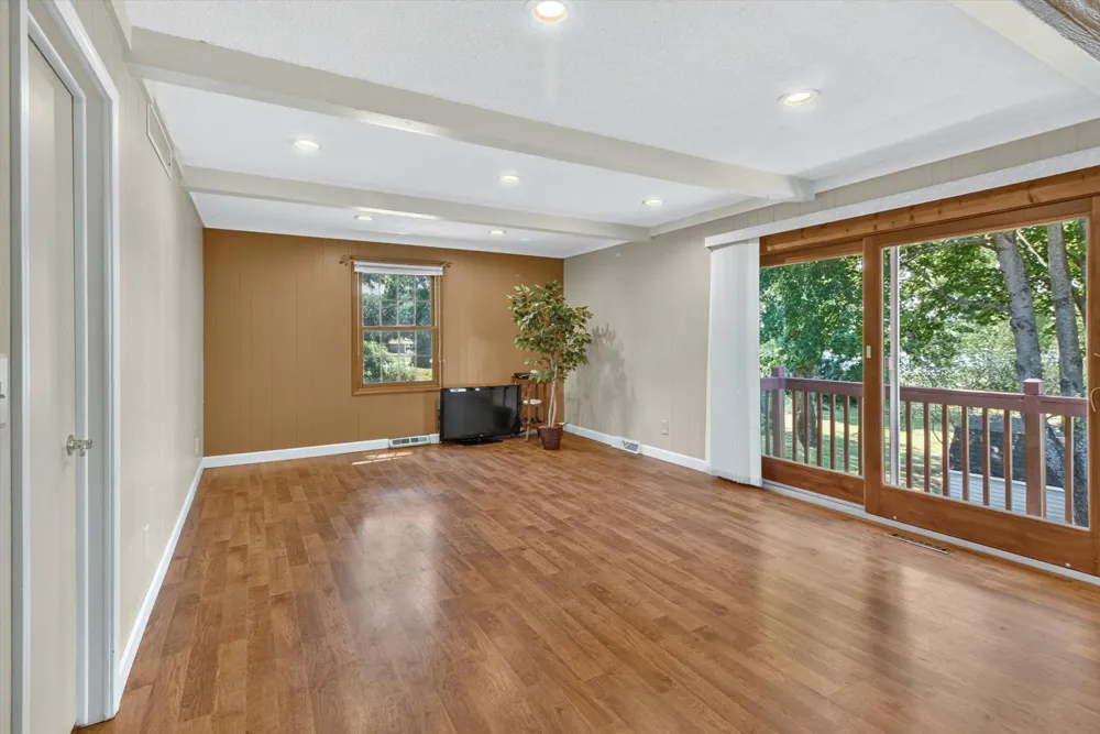 1132 Clubhouse Drive Broomfield Township, MI 48893