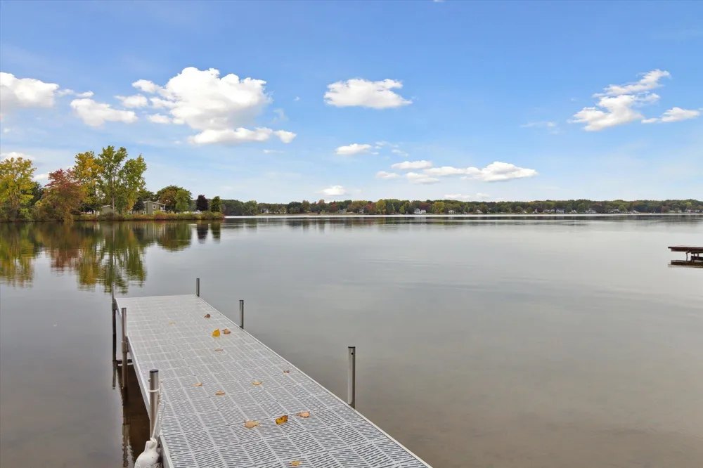 1132 Clubhouse Drive Broomfield Township, MI 48893