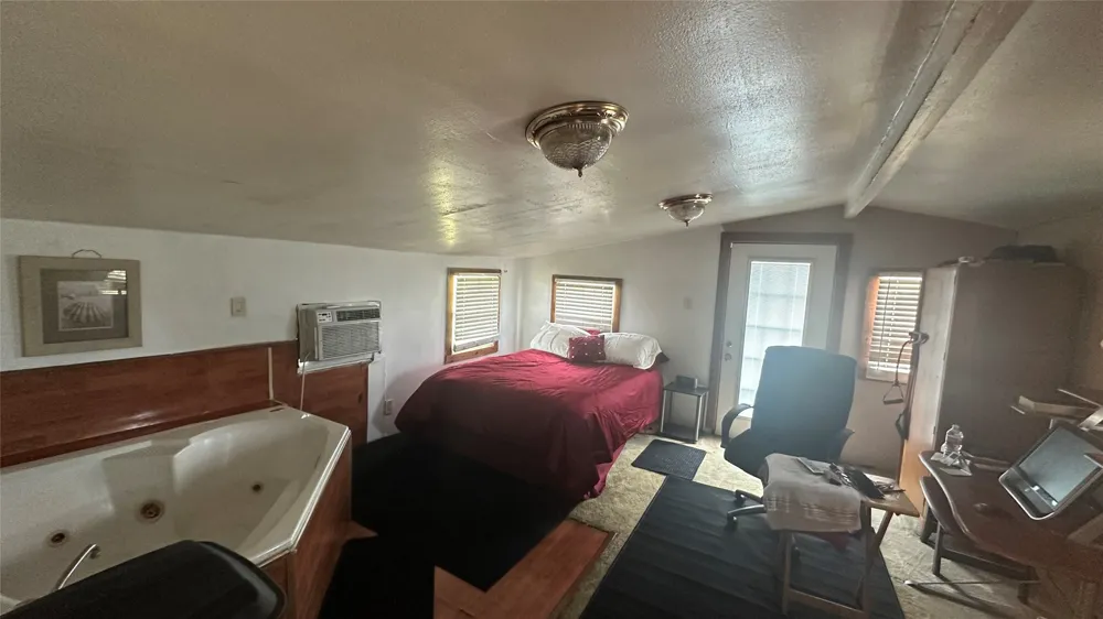 2642 Hwy 84 W Mexia, TX 76667