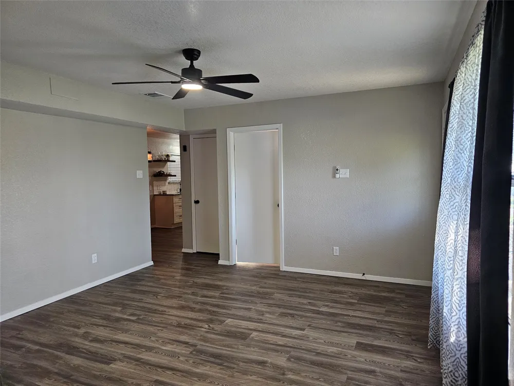 200 E Charles Street Riesel, TX 76682