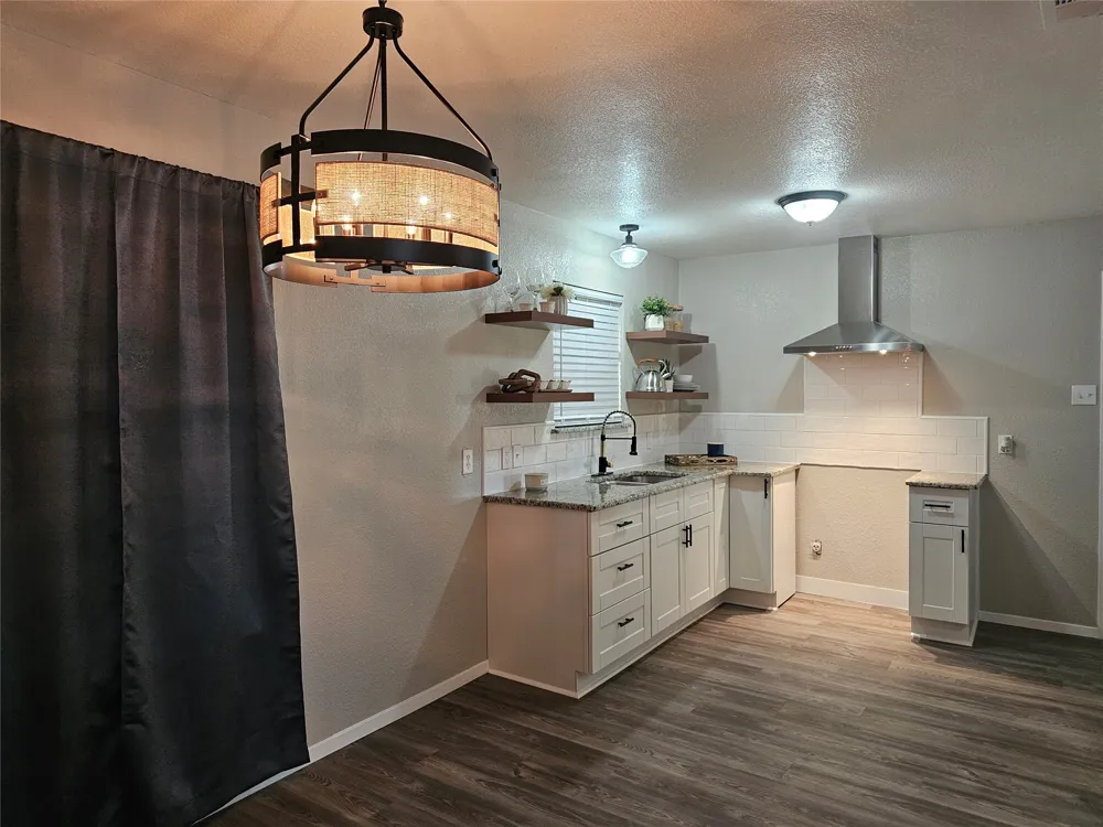 200 E Charles Street Riesel, TX 76682