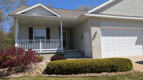 1539 W Addison Way #22