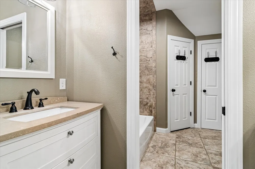 1081 Schneider Road Howe, TX 75459