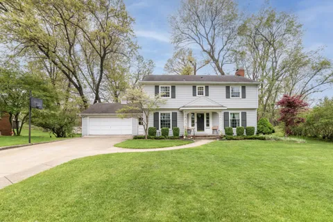 1738 Greenbriar Drive