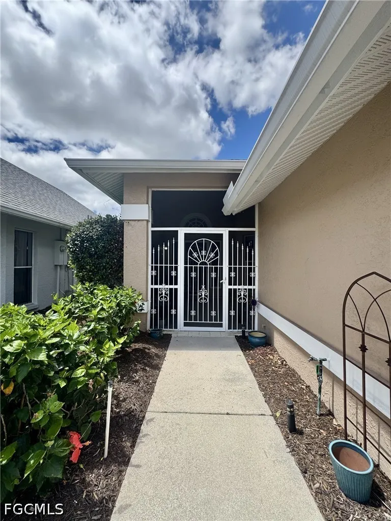 Admiral Court Fort Myers, FL 33912