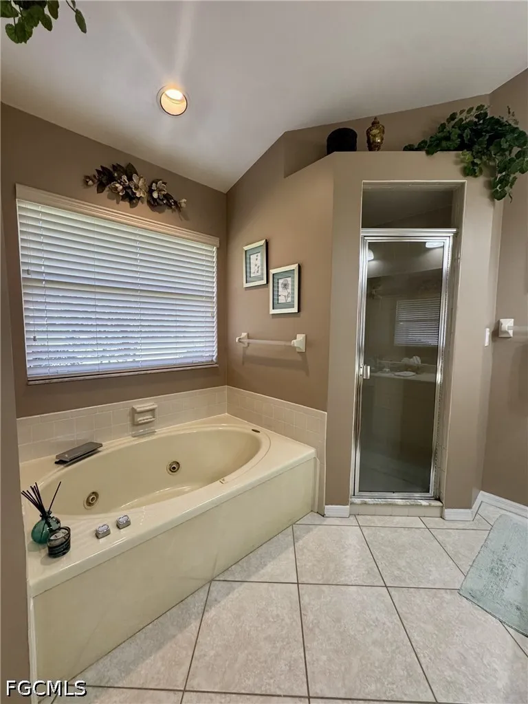 Admiral Court Fort Myers, FL 33912
