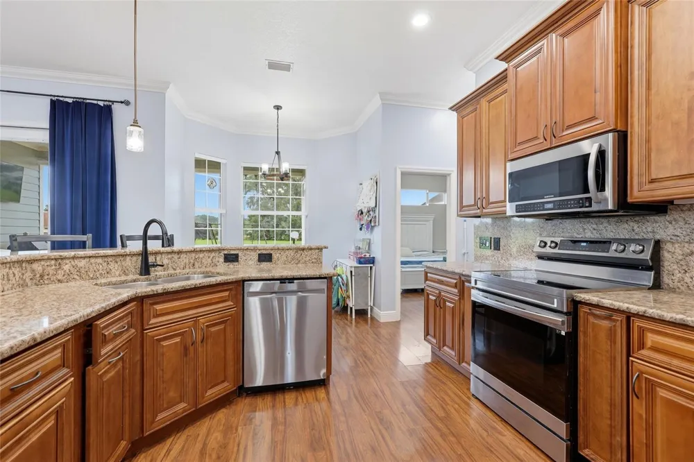 25672 NW 173RD AVENUE High Springs, FL 32643