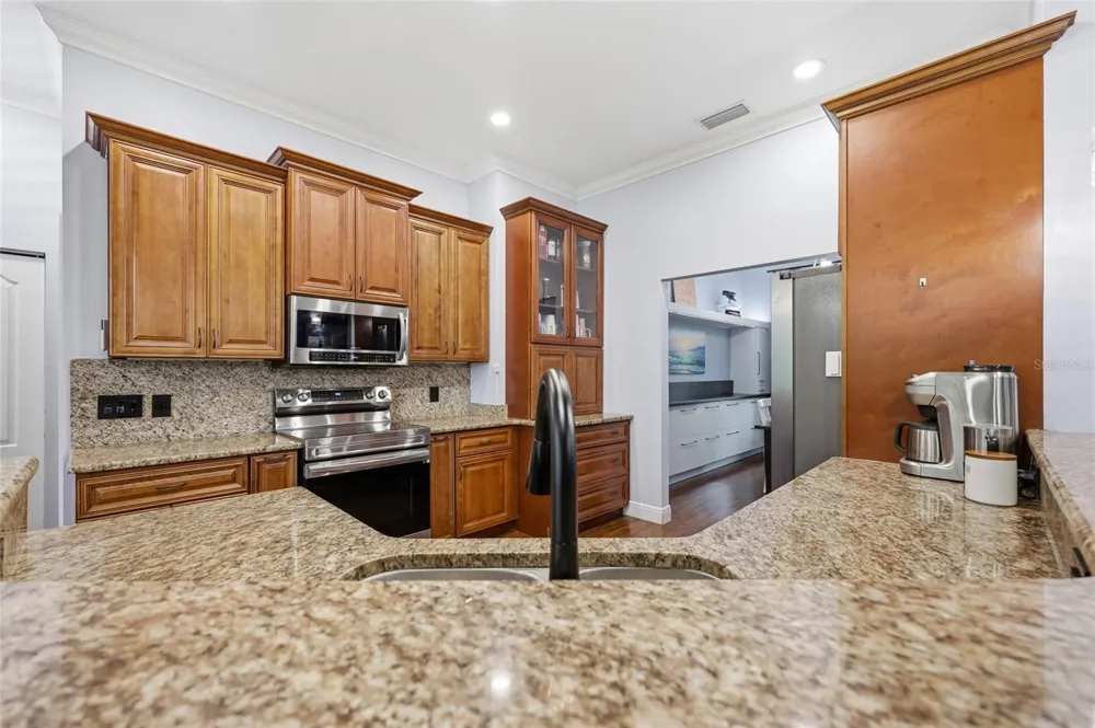 25672 NW 173RD AVENUE High Springs, FL 32643