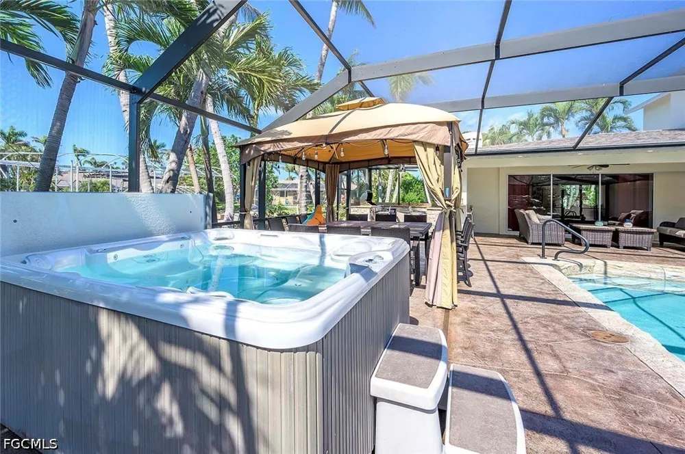 SW 8th Court Cape Coral, FL 33914