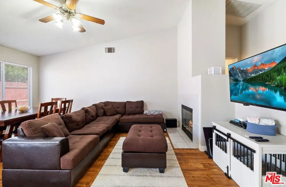 2156 Knollwood Court Rosamond, CA 93560