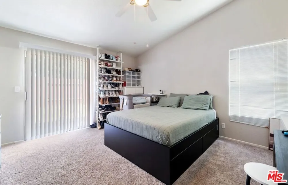 2156 Knollwood Court Rosamond, CA 93560