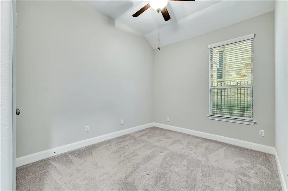 204 Maxwell Way Austin, TX 78738