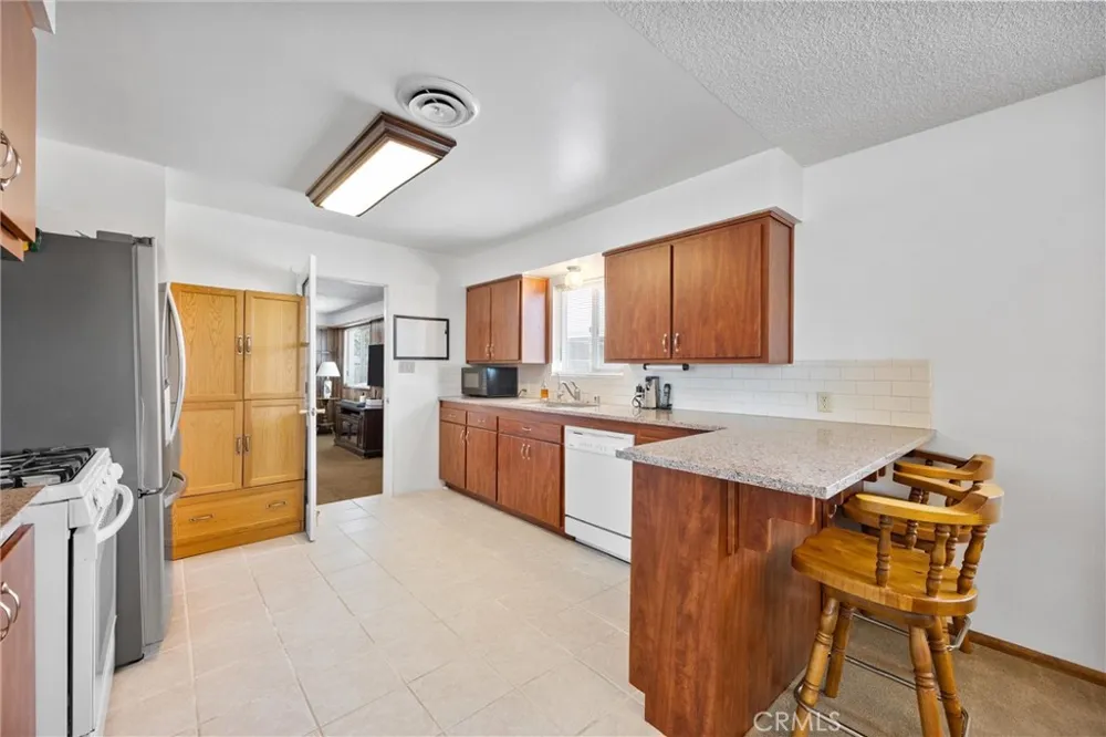 27522 Acacia Taft, CA 93268
