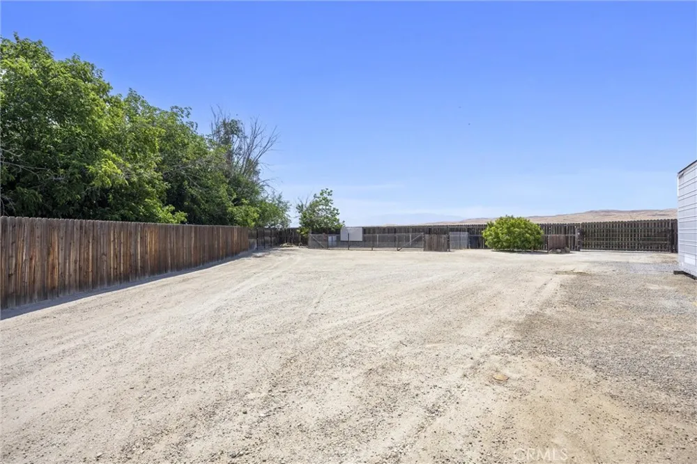 27522 Acacia Taft, CA 93268