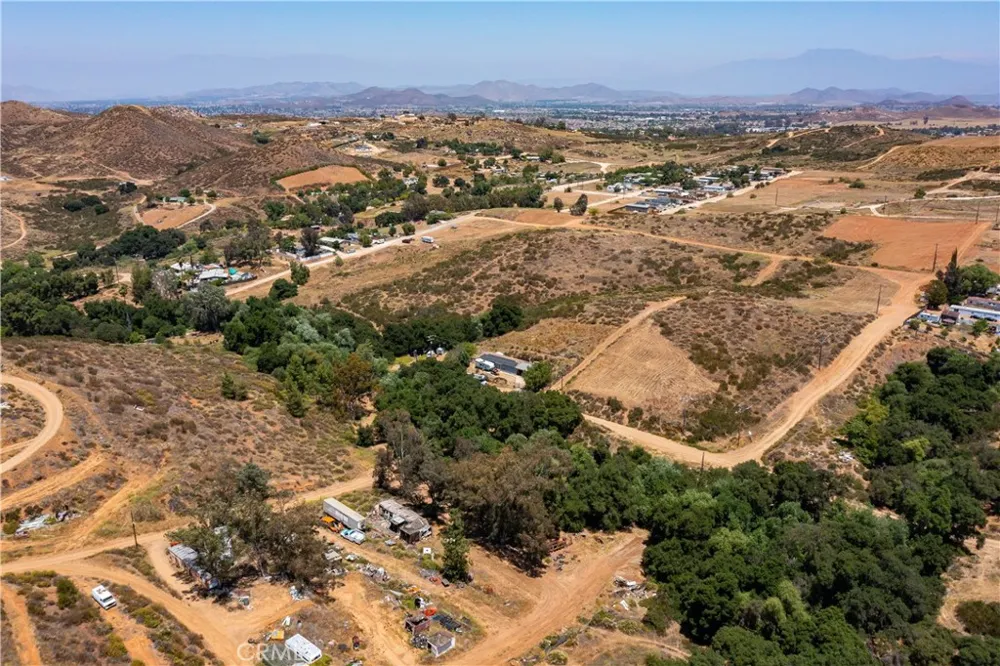 24585 Ennis Street Menifee, CA 92584