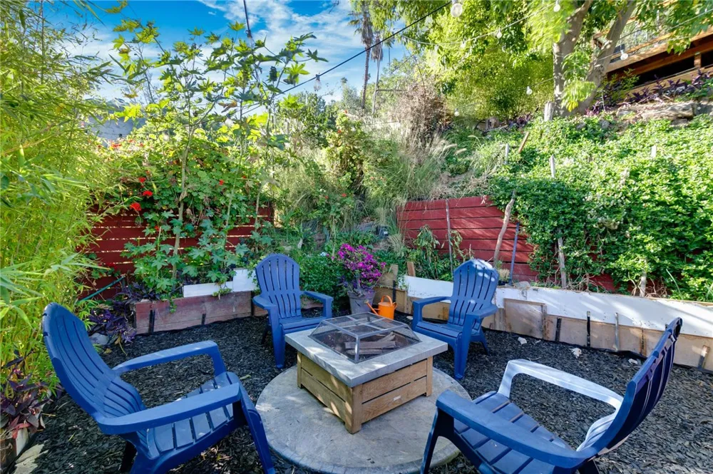 4365 Esmeralda Street Los Angeles, CA 90032