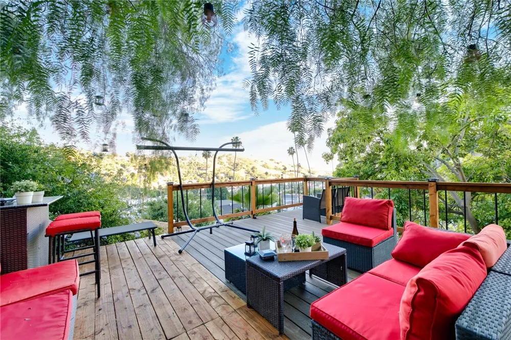 4365 Esmeralda Street Los Angeles, CA 90032