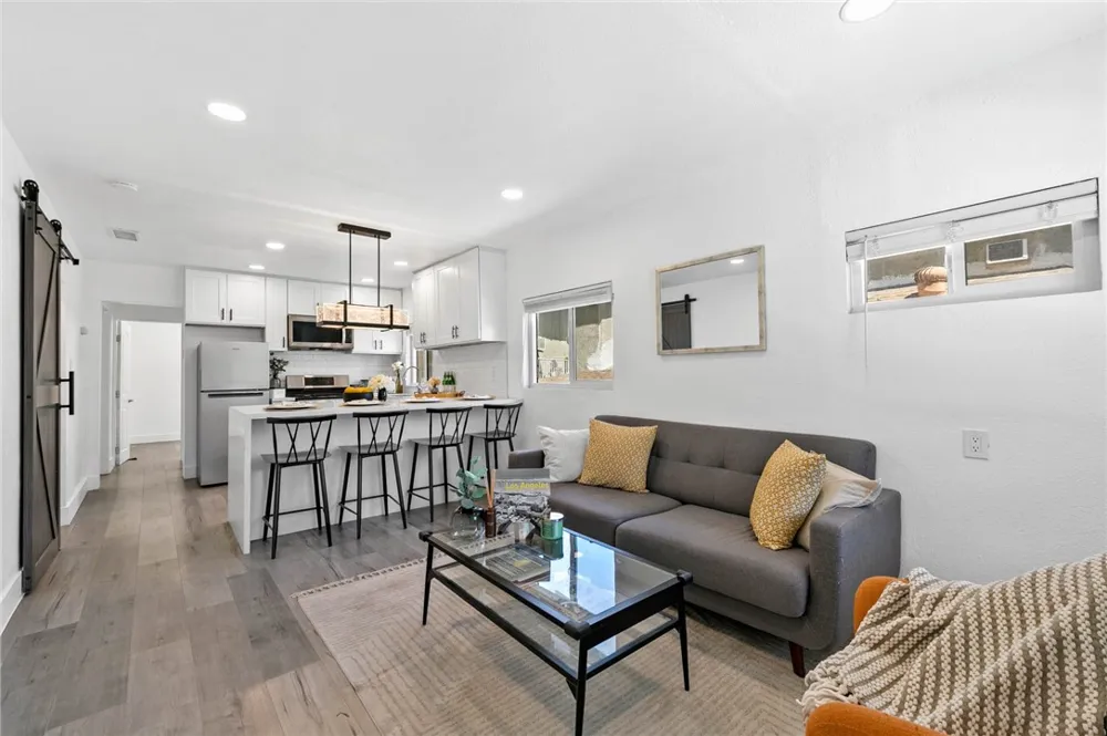 4365 Esmeralda Street Los Angeles, CA 90032