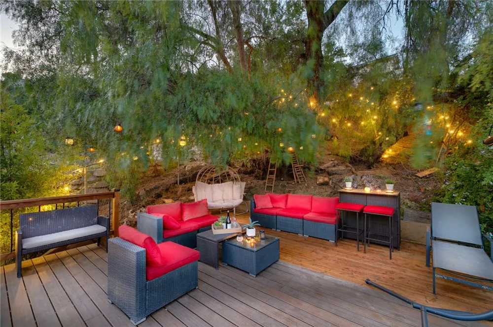 4365 Esmeralda Street Los Angeles, CA 90032