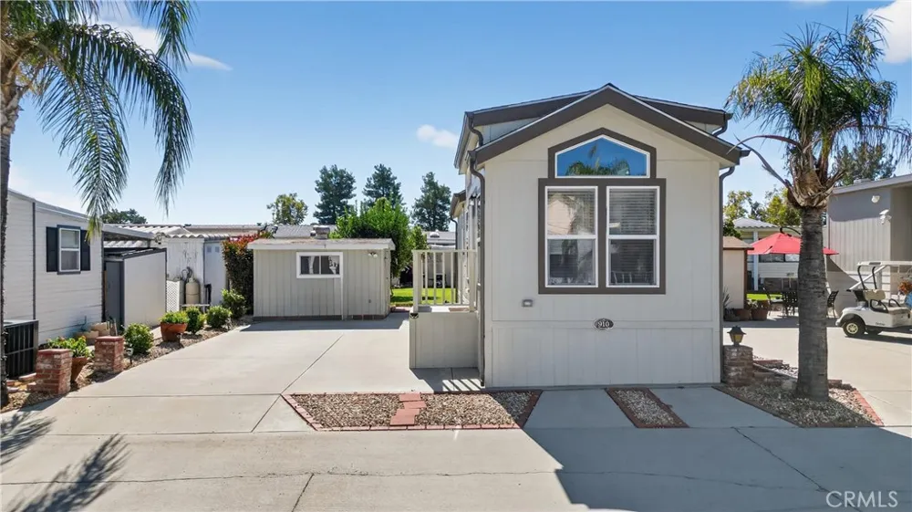 910 Deerwood San Jacinto, CA 92583