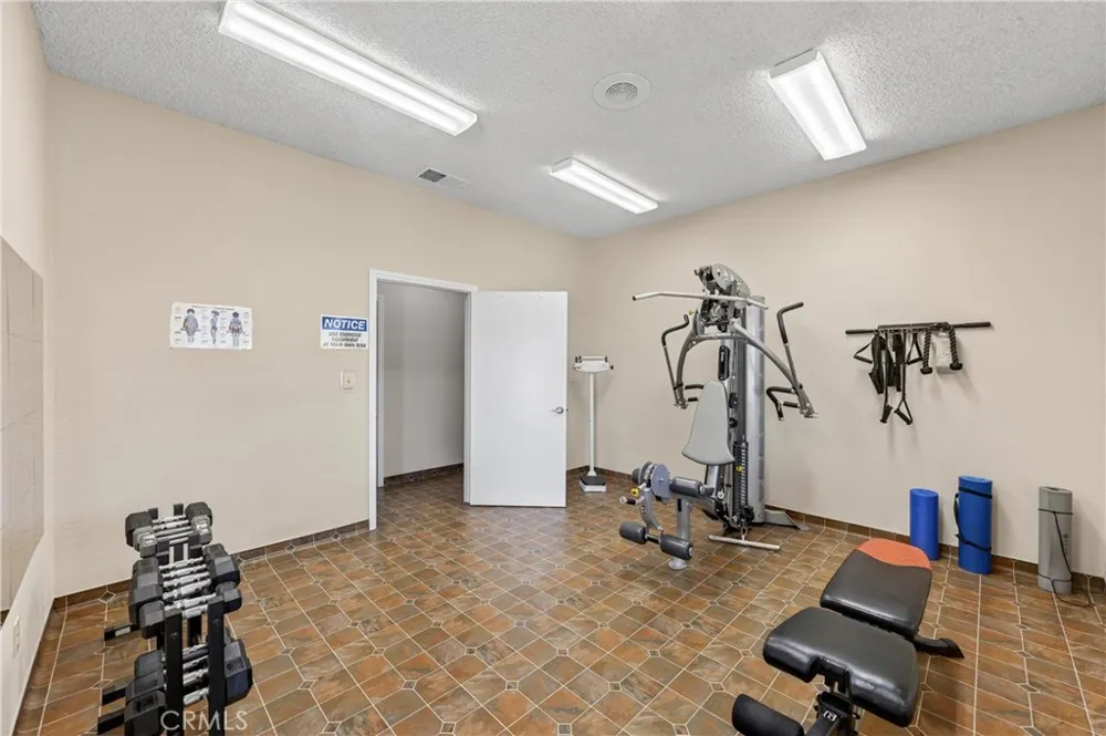 910 Deerwood San Jacinto, CA 92583