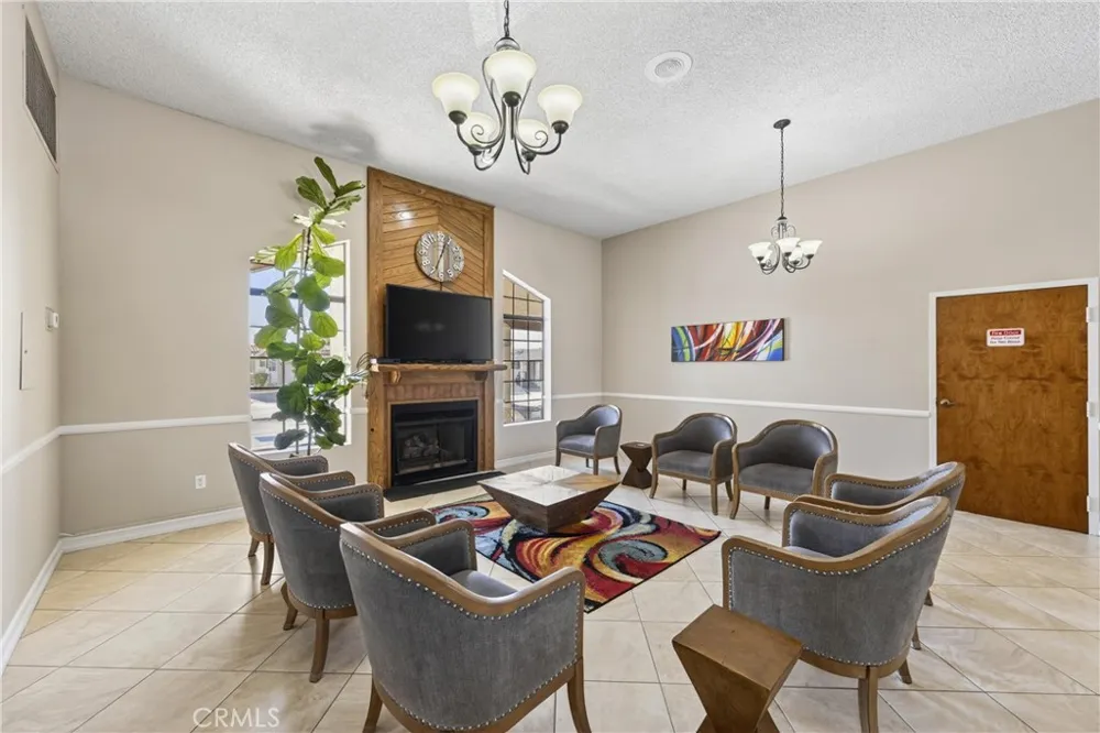 910 Deerwood San Jacinto, CA 92583