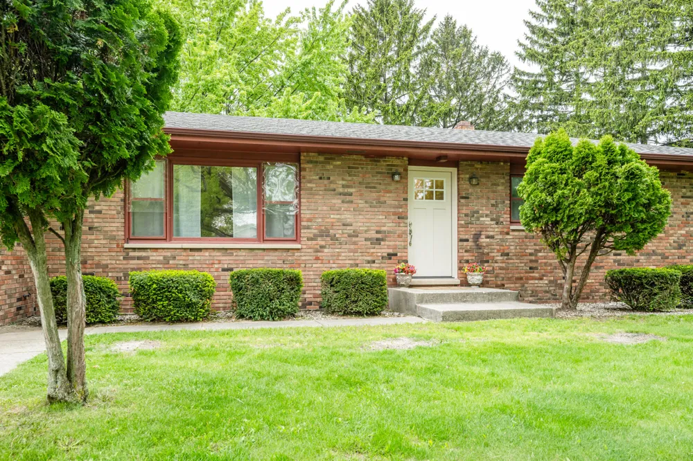 1719 Santa Maria Drive Stevensville, MI 49127