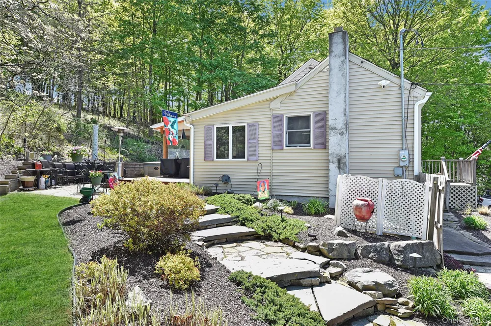 94 Randall Street Florida, NY 10921