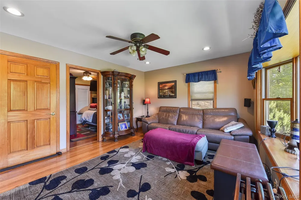 94 Randall Street Florida, NY 10921