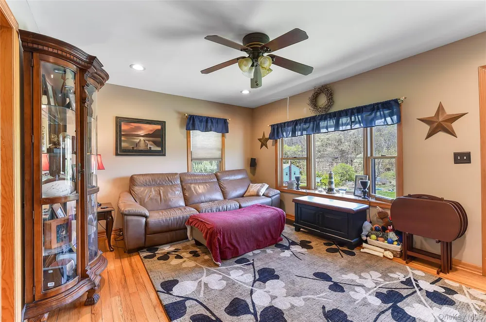 94 Randall Street Florida, NY 10921