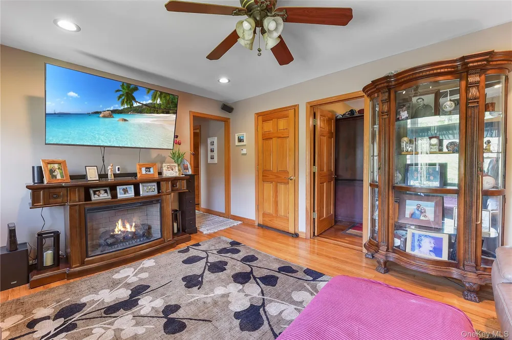 94 Randall Street Florida, NY 10921
